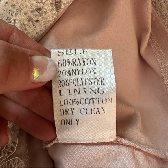 TADASHI SHOJI Girls Honeysuckle Flower Girl Dress Corded Lace Pink Bridal Size 6 - Picture 9 of 9